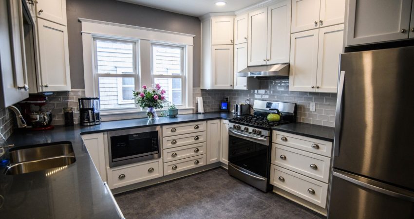 A smaller kitchen renovation which maximizes the available space